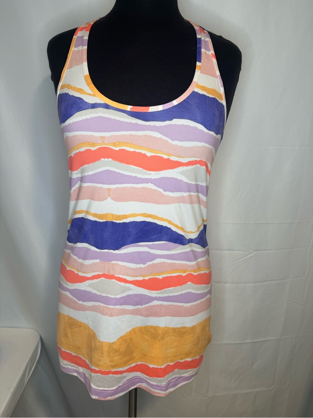 lululemon athletica Multicolor Wave-Stripe Tank Top 6 or 8
